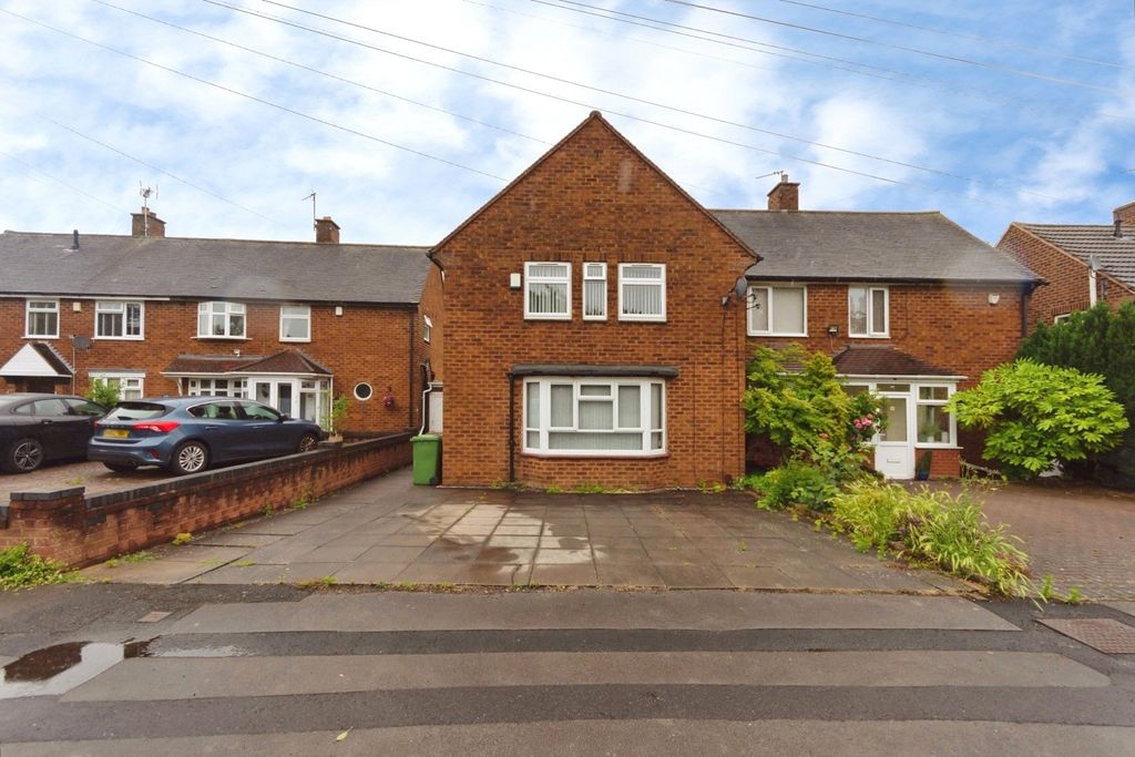 Property photo 1 of 16 Frontage