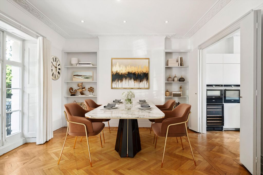 Property photo 3 of 20 Image