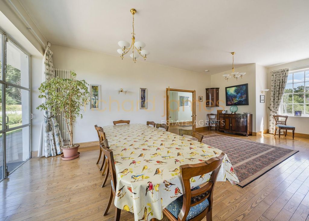 Property photo 3 of 20 Ecd6A25c-Ff3d-46Ac-85Df-856A10213B77.Jpg