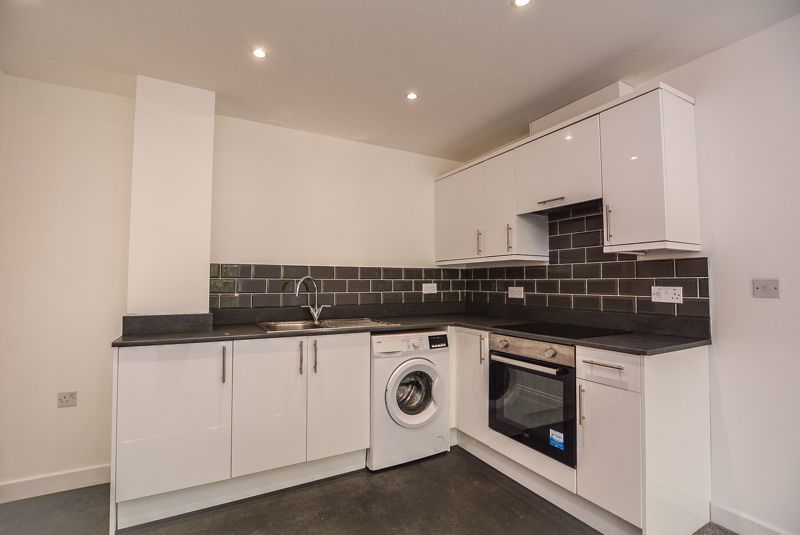 Property photo 2 of 11 Photo 7