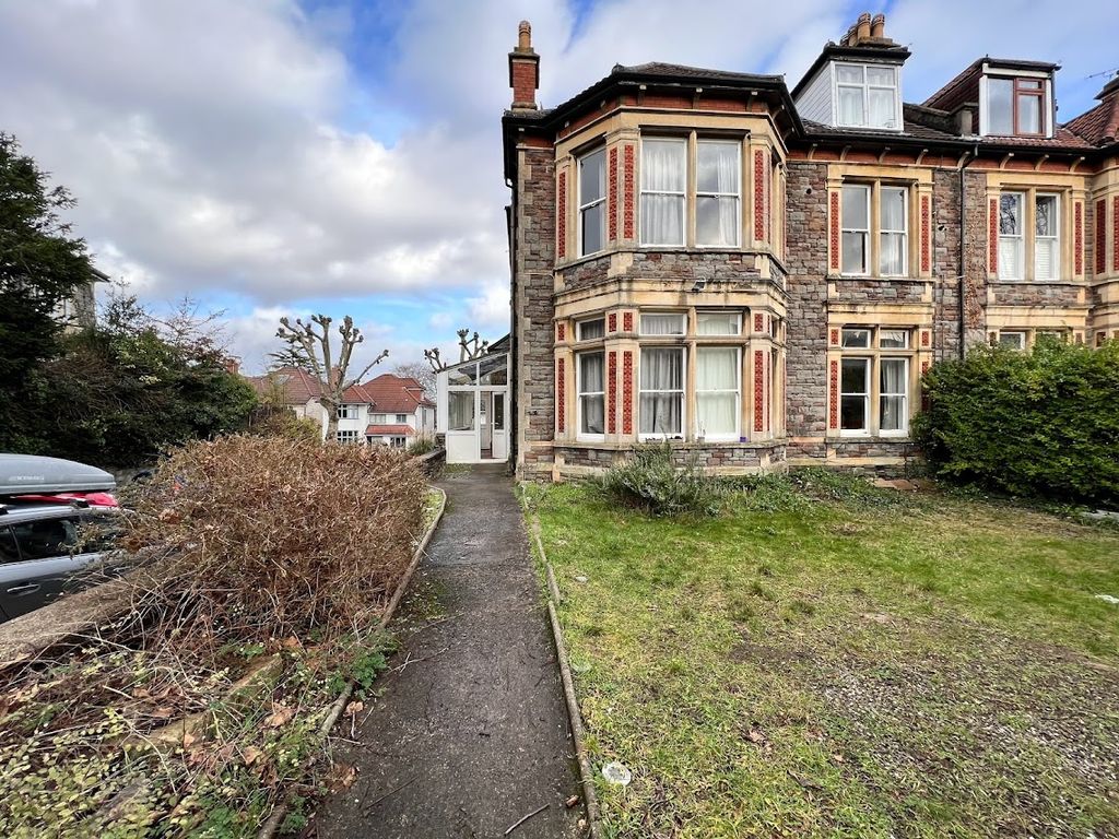Property photo 1 of 11 Attractive Period Semi-Detached Property With Bay ...
