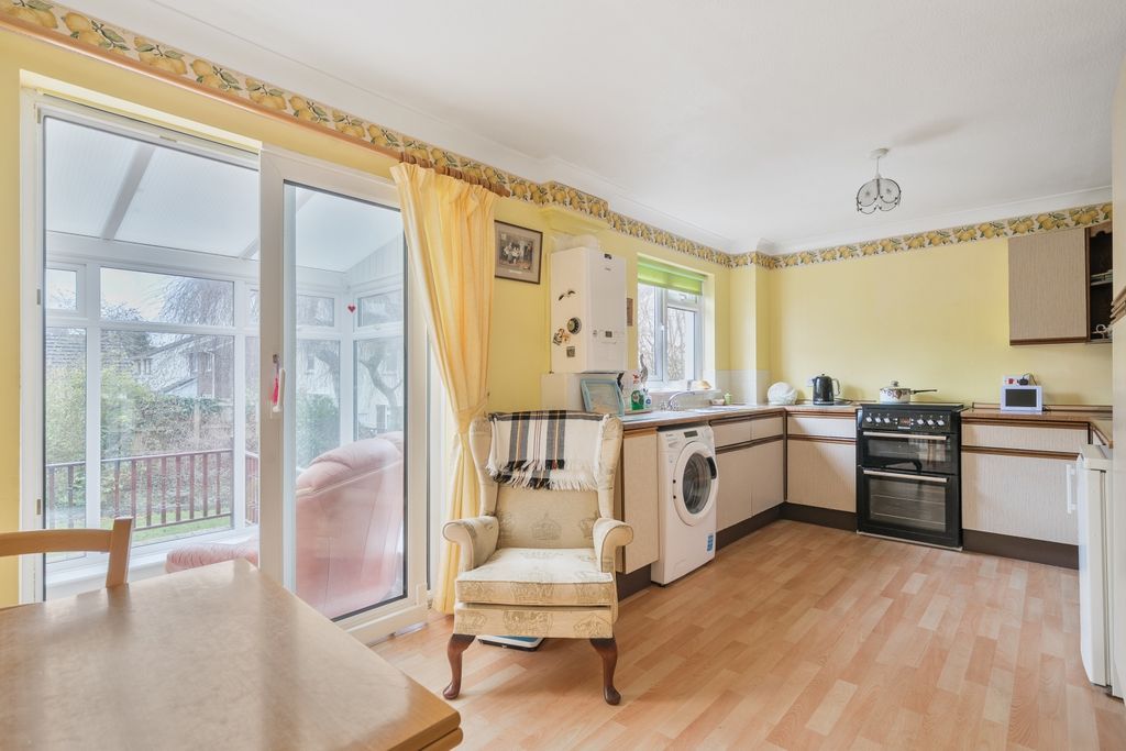 Property photo 2 of 21 1407296-12-6981Ec99069Df