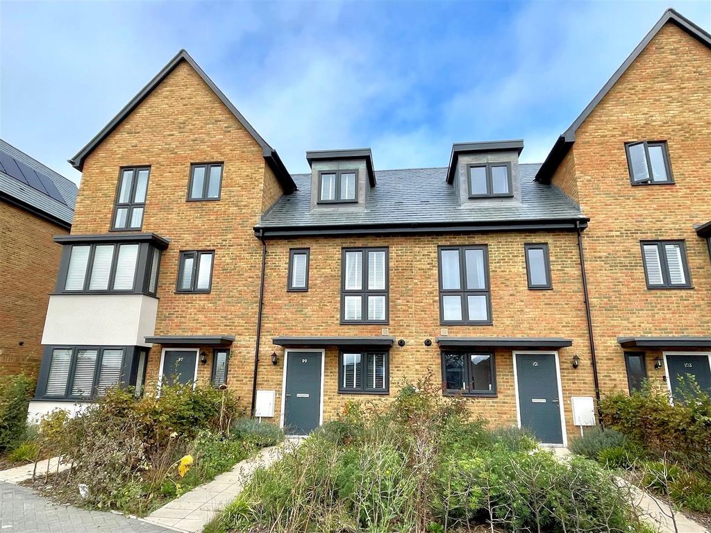 Property photo 1 of 12 Front.Jpg