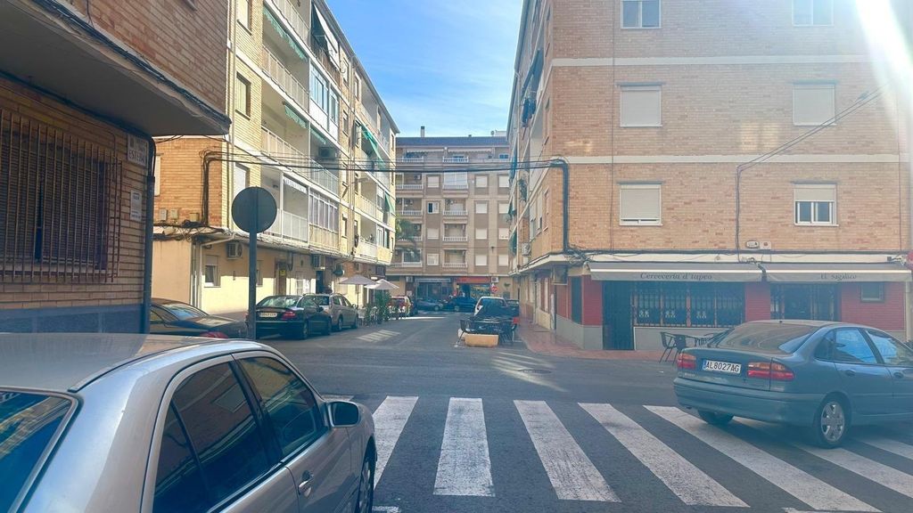 Property photo 3 of 31