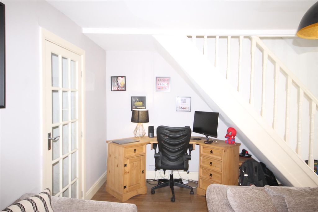 Property photo 3 of 12 Img_0279.Jpg
