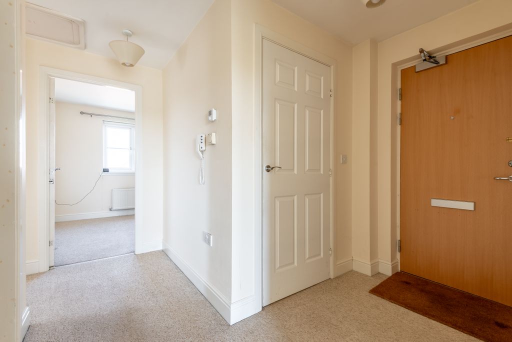 Property photo 2 of 13 Inner Hallway