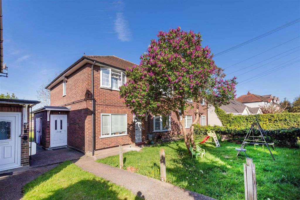 Property photo 1 of 13 32 Brook Path-1.Jpg