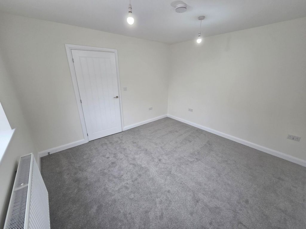 Property photo 3 of 19 Bedroom