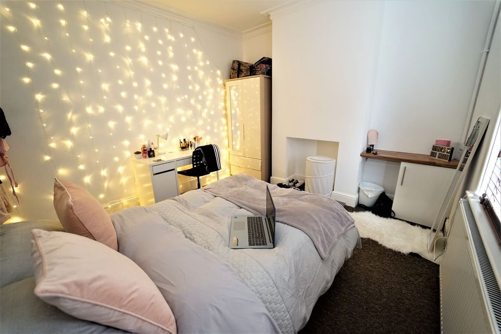 Property photo 2 of 10 Picture No. 01