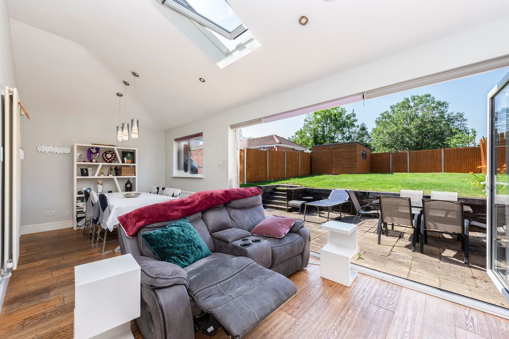 Property photo 1 of 20 Shaftesbury28Of45