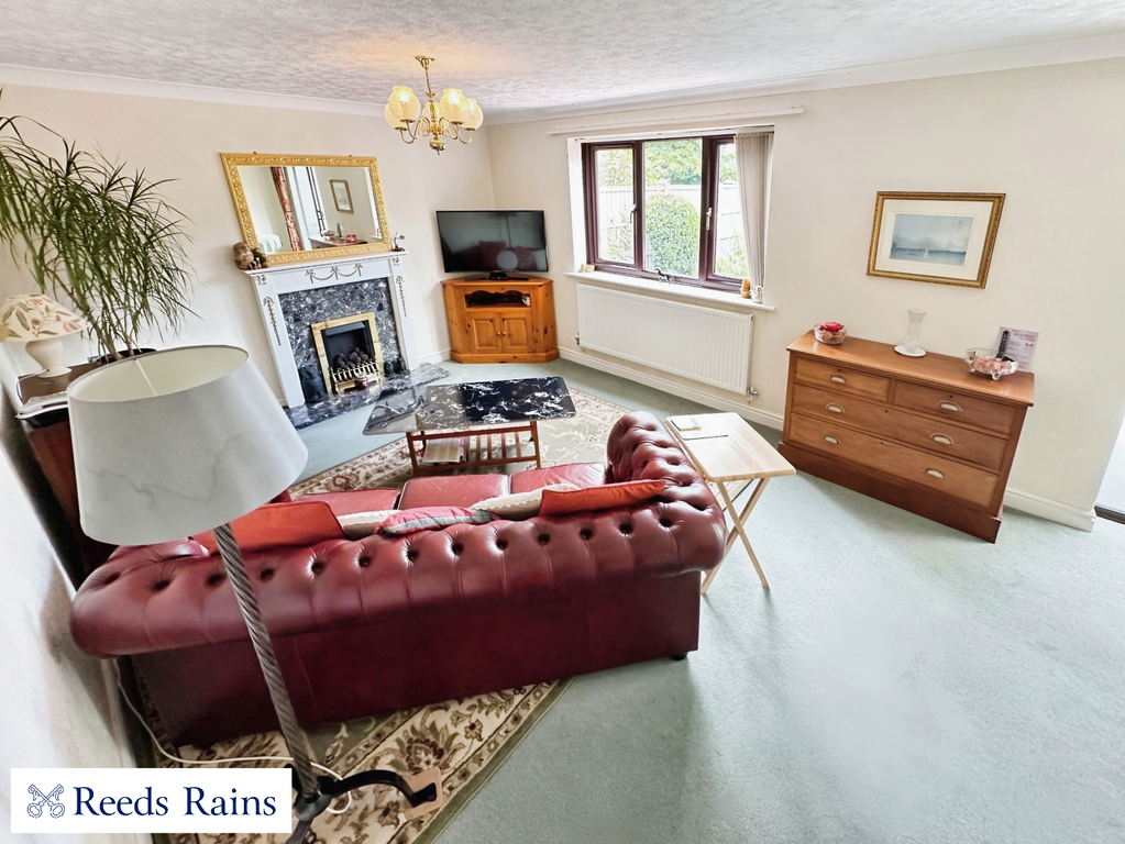 Property photo 2 of 19 Picture No. 04