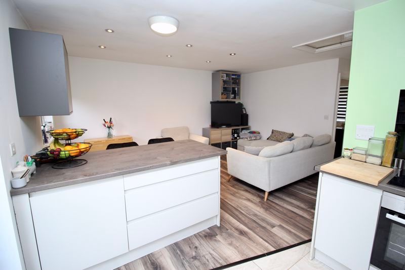 Property photo 3 of 15 Kitchen/Living