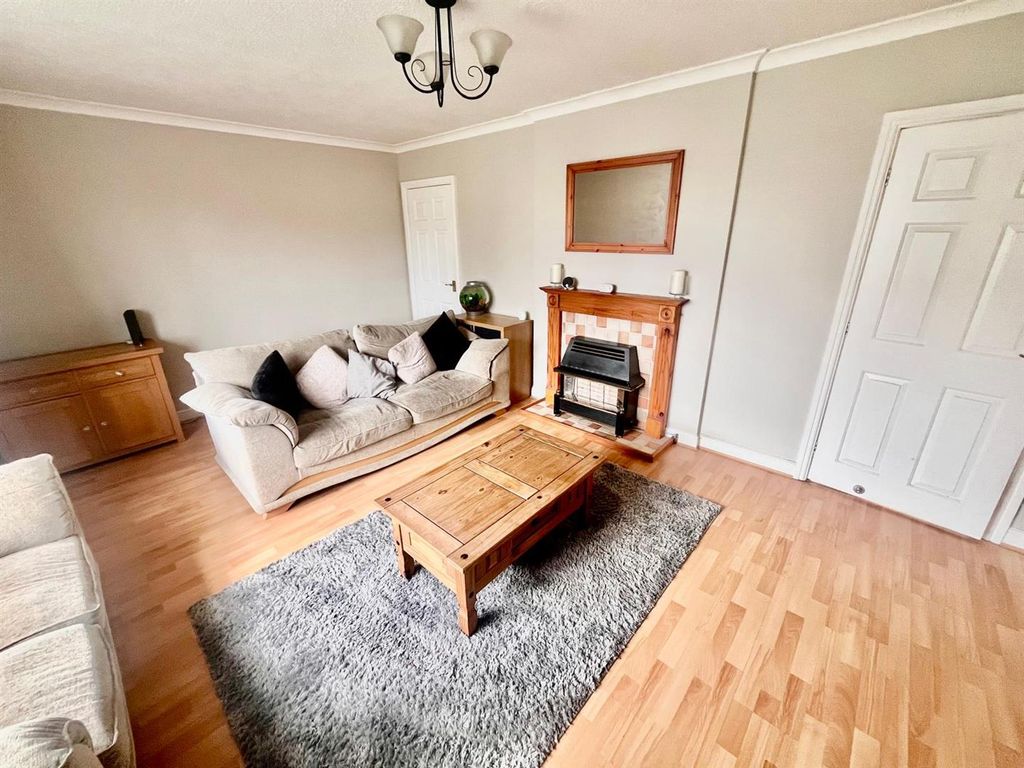 Property photo 2 of 9 3c0Eede1-9227-41c5-9516-B77E907A0E63.Jpg