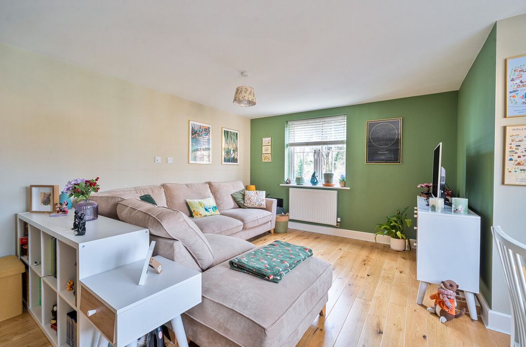 Property photo 3 of 15