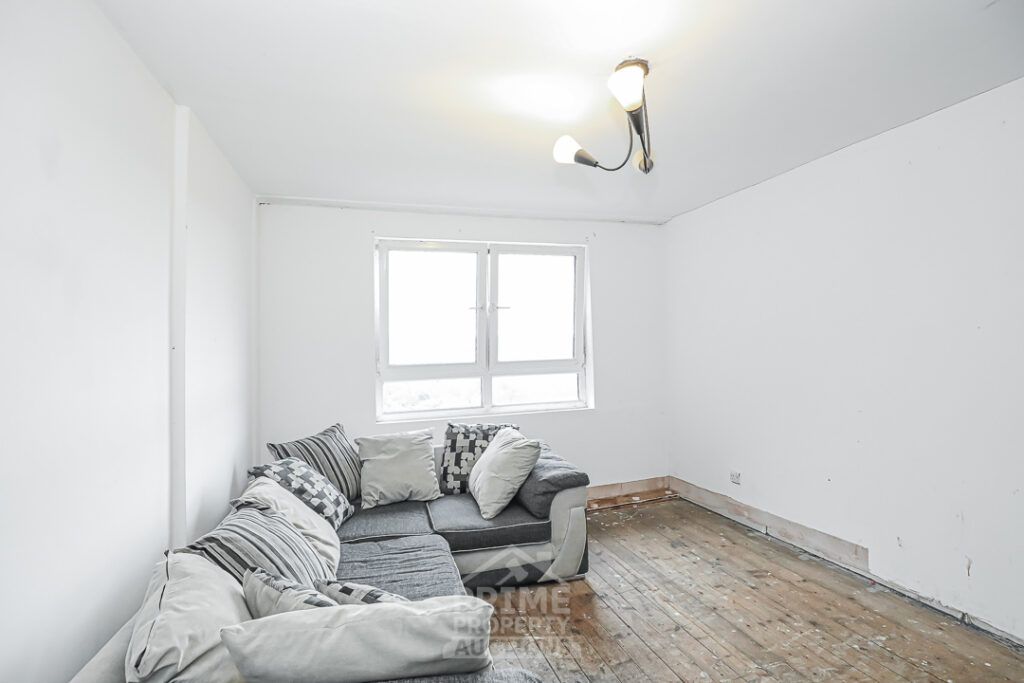 Property photo 3 of 21