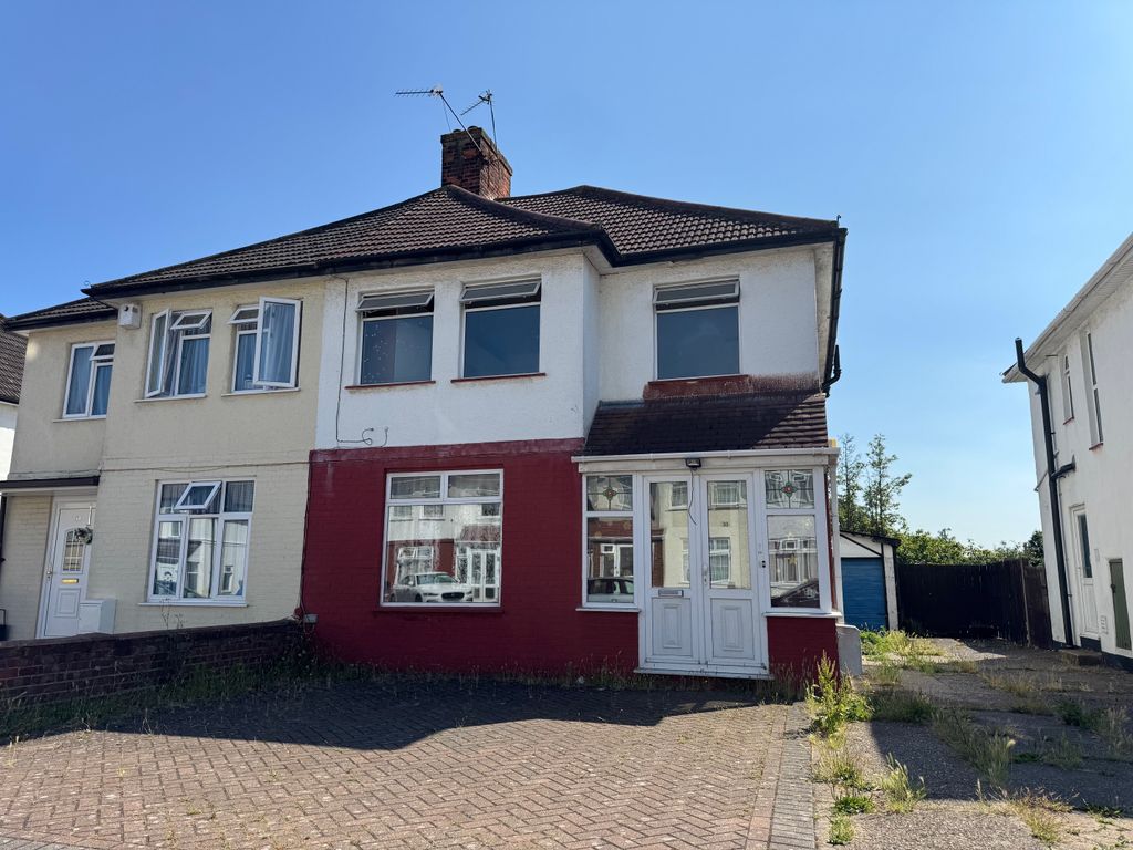 Property photo 1 of 5