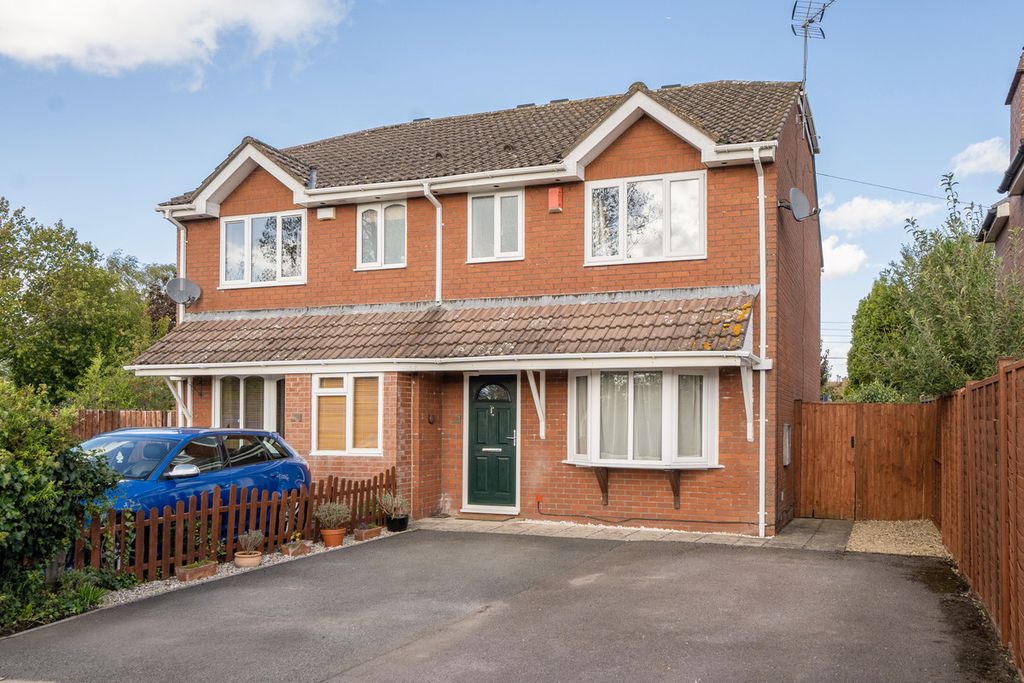 Property photo 1 of 18