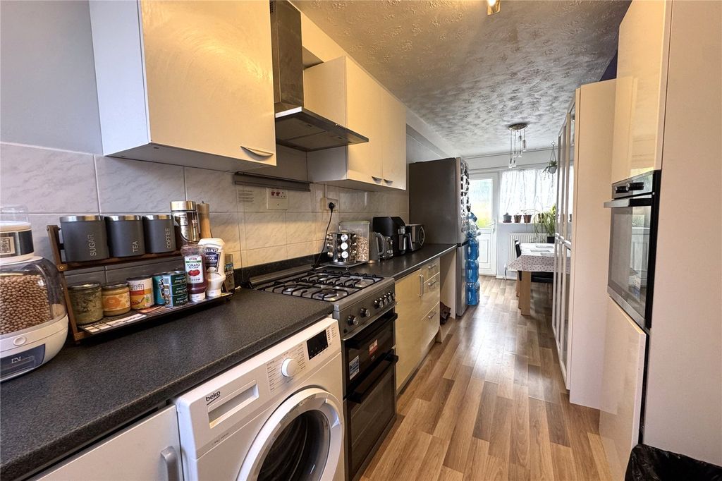 Property photo 3 of 14 Picture No. 26