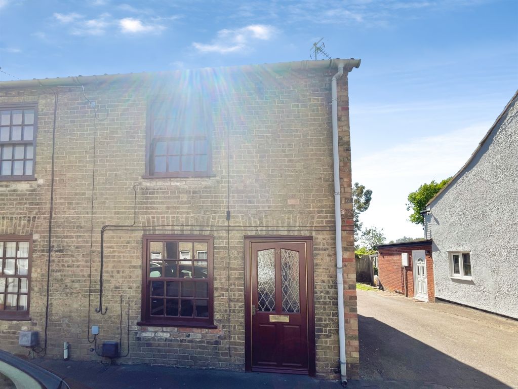 Property photo 1 of 4
