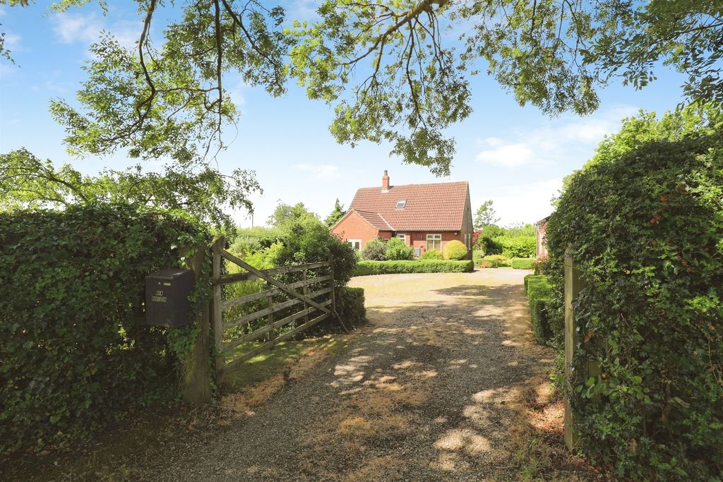 Property photo 1 of 23