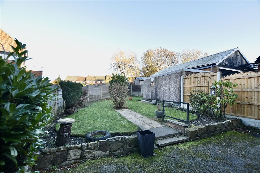 Property photo 2 of 20 Garden