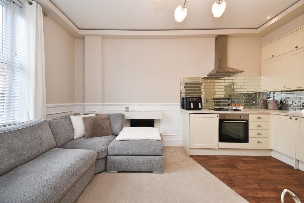 Property photo 1 of 11 Open Plan Living Space