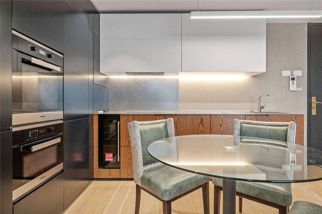 Property photo 2 of 13 Kitchen