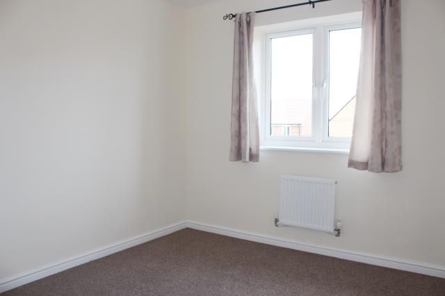 Property photo 2 of 9 Bedroom
