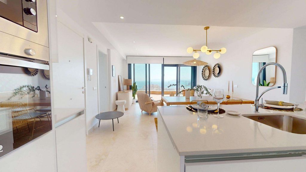 Property photo 2 of 38