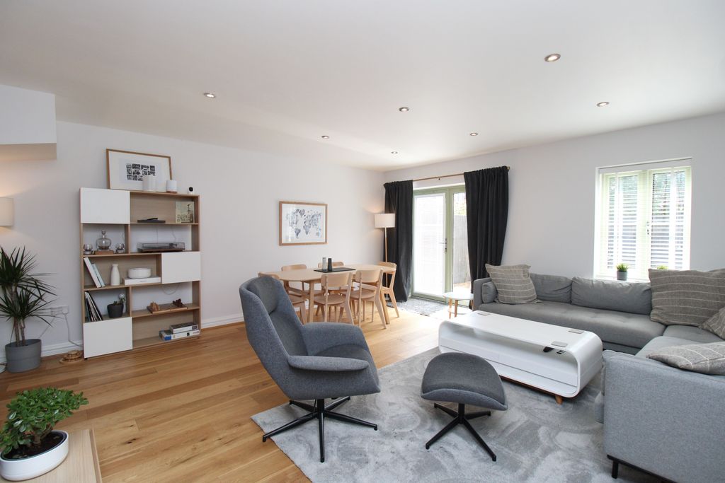 Property photo 2 of 16 Img_1477