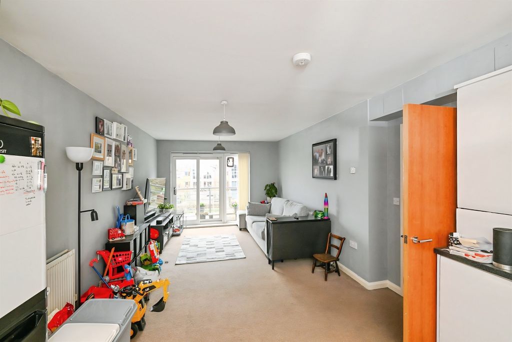 Property photo 2 of 13