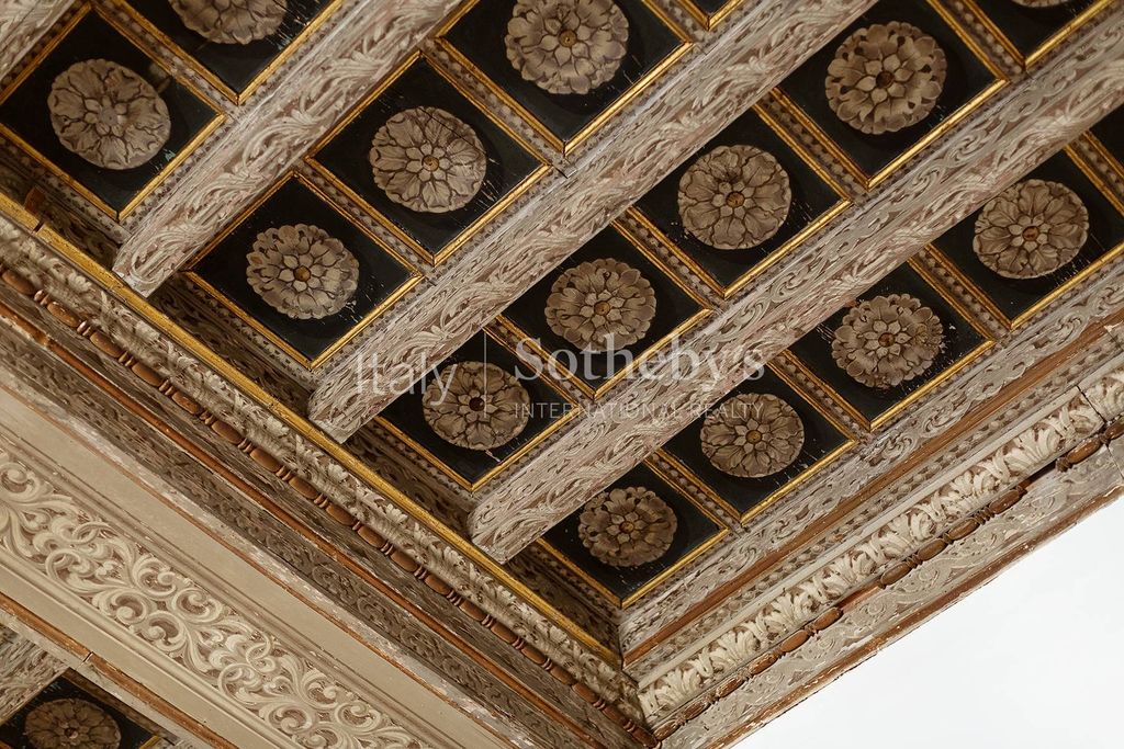 Property photo 3 of 26