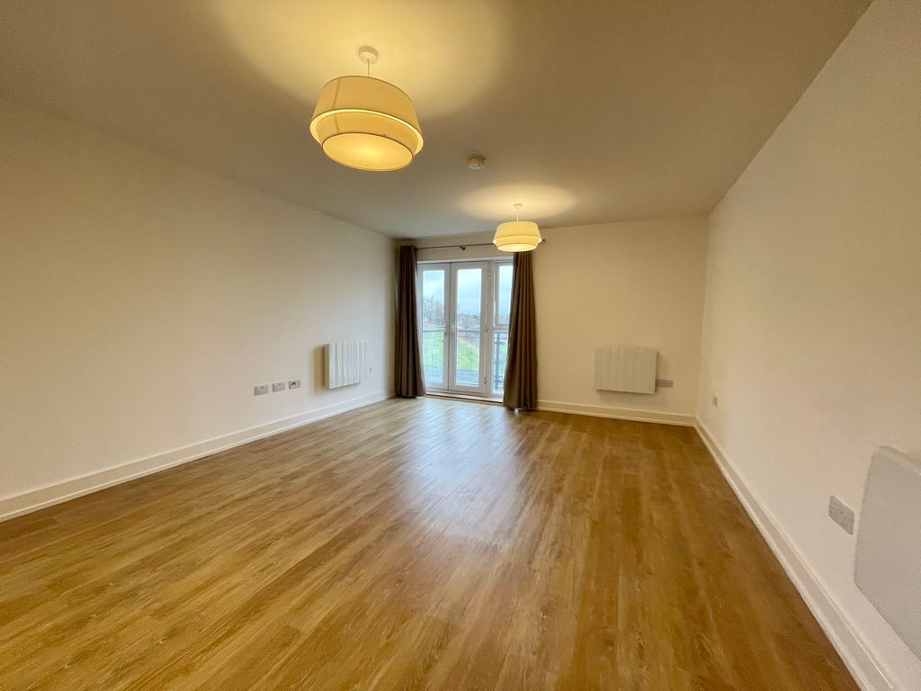 Property photo 3 of 13 Image