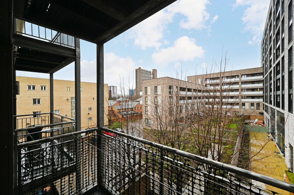 Property photo 1 of 14 14-Franklin-House (4).Jpg