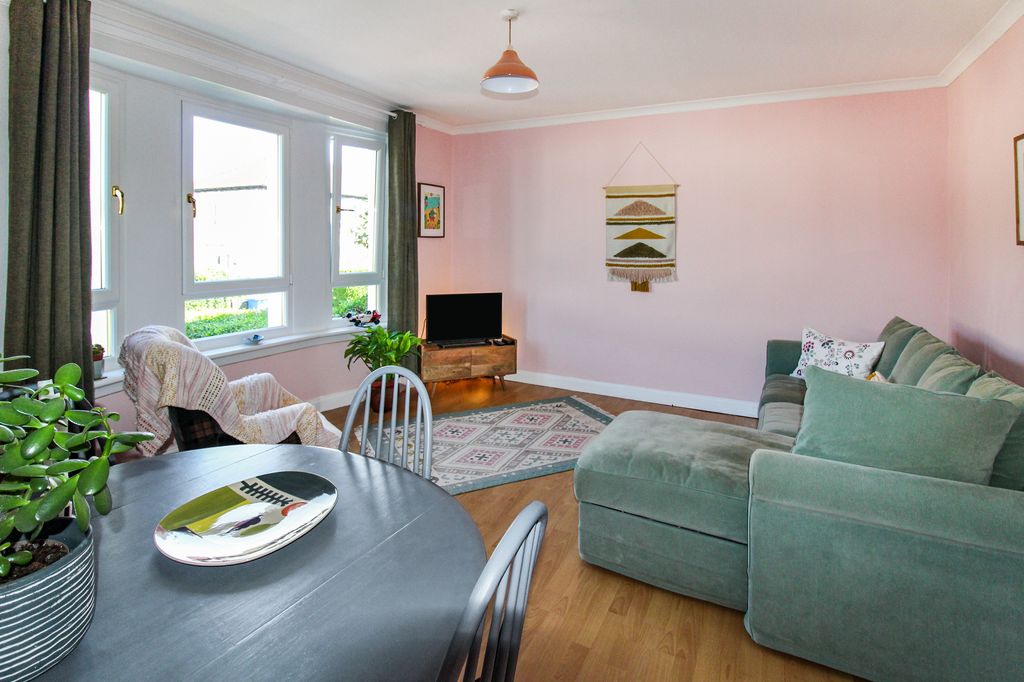 Property photo 3 of 16 Img_1147