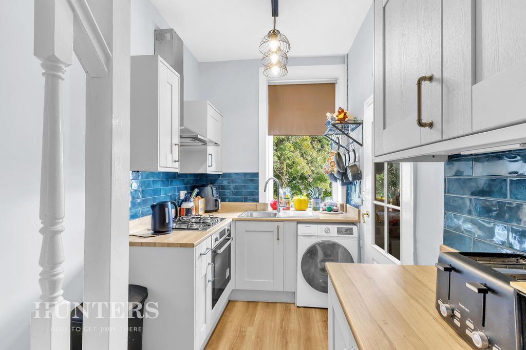Property photo 3 of 15 Kitchen