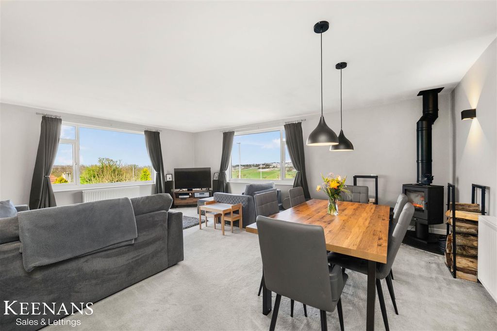 Property photo 3 of 36 3.Jpg