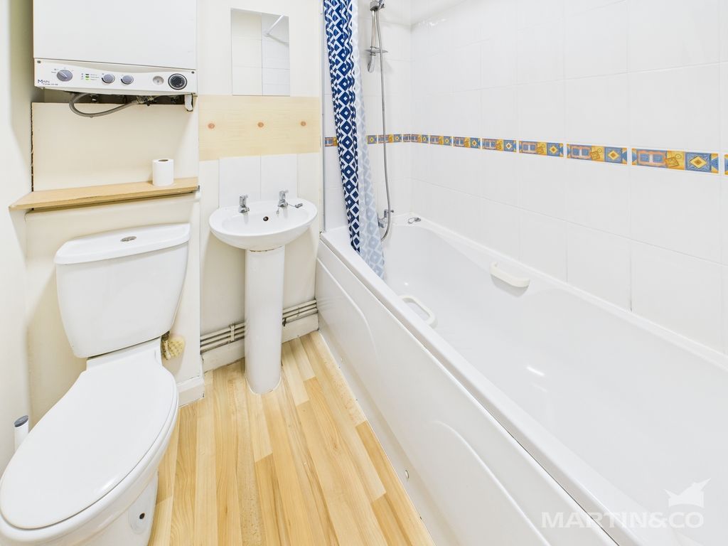 Property photo 3 of 5