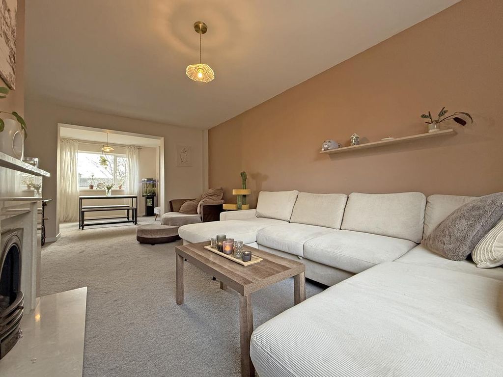 Property photo 2 of 21 Chaucer Way 94 - Living Room.Jpg