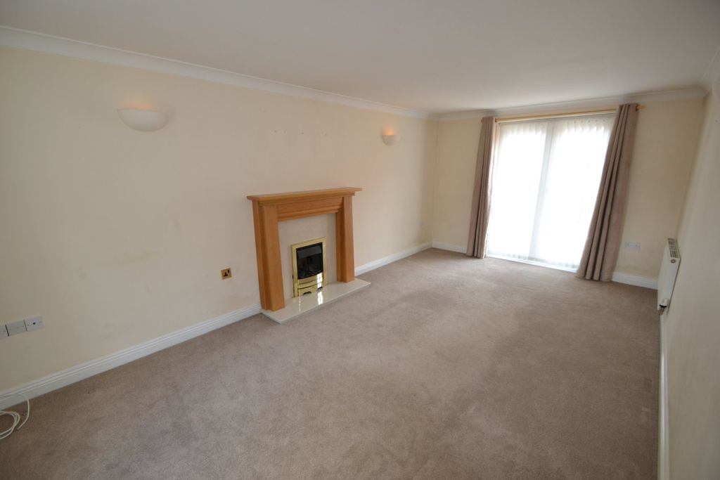 Property photo 2 of 10 Tiverton Seddons