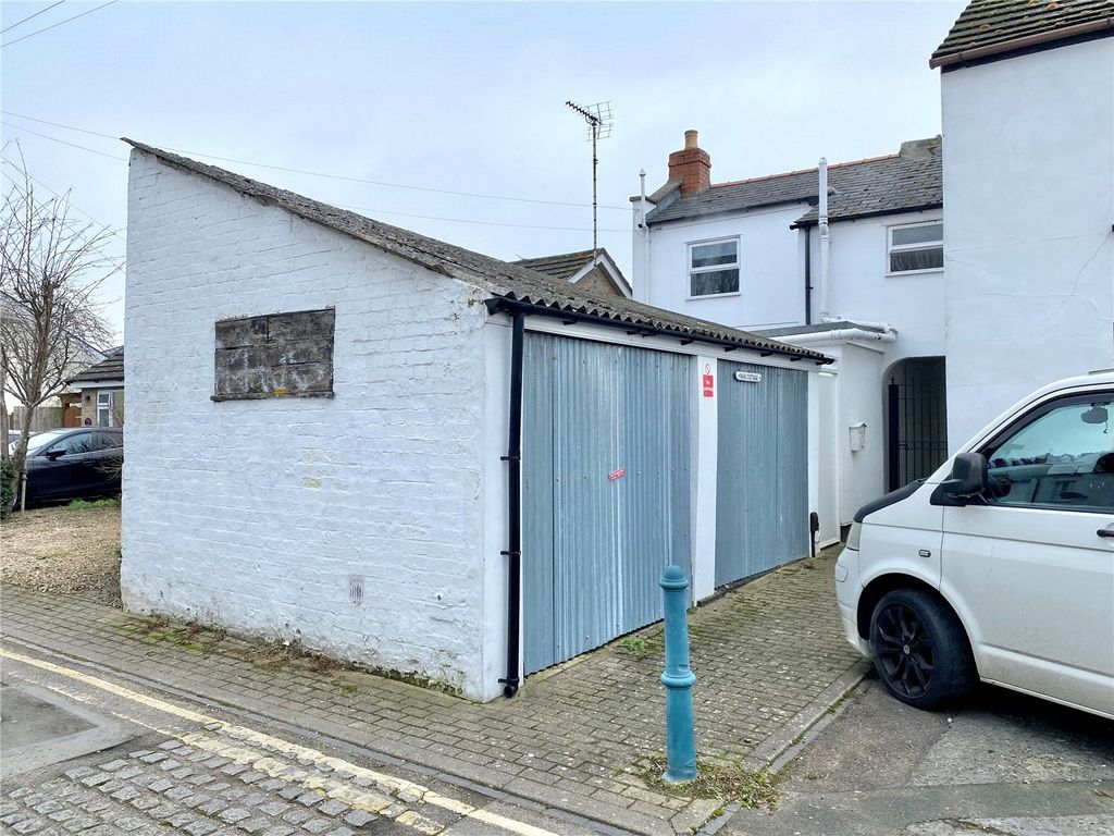 Property photo 1 of 13 Picture No. 18