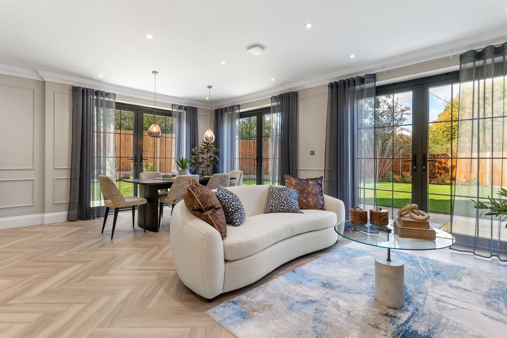 Property photo 2 of 15