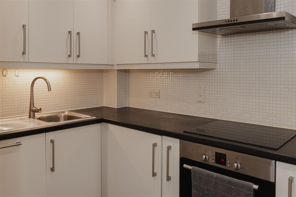 Property photo 3 of 10 4.Jpg