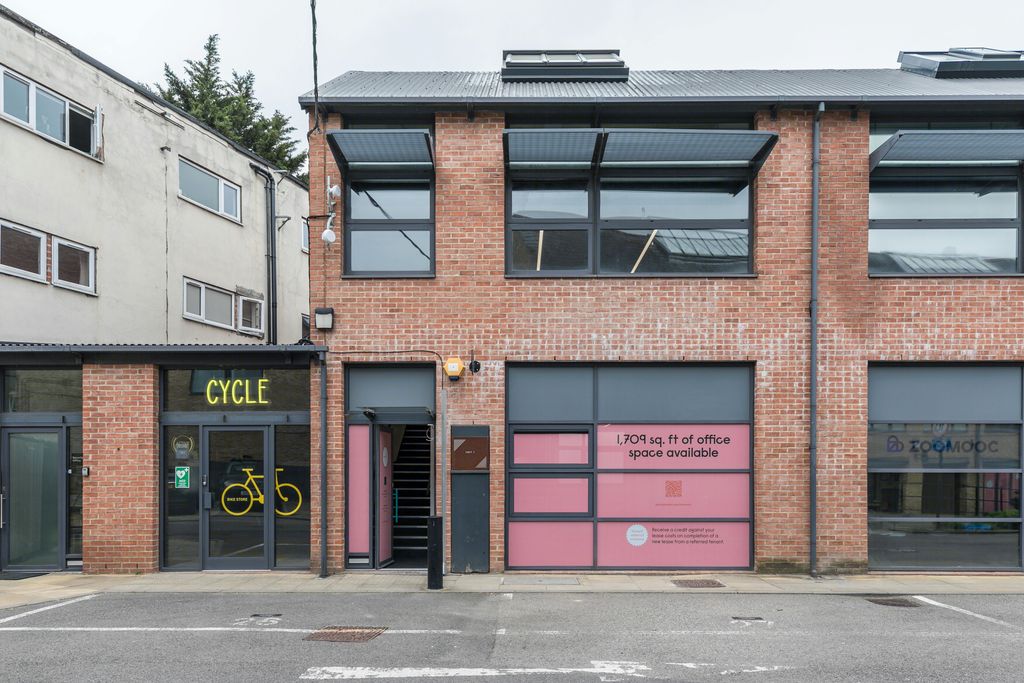 Property photo 2 of 17 _Wv_4299.Jpg