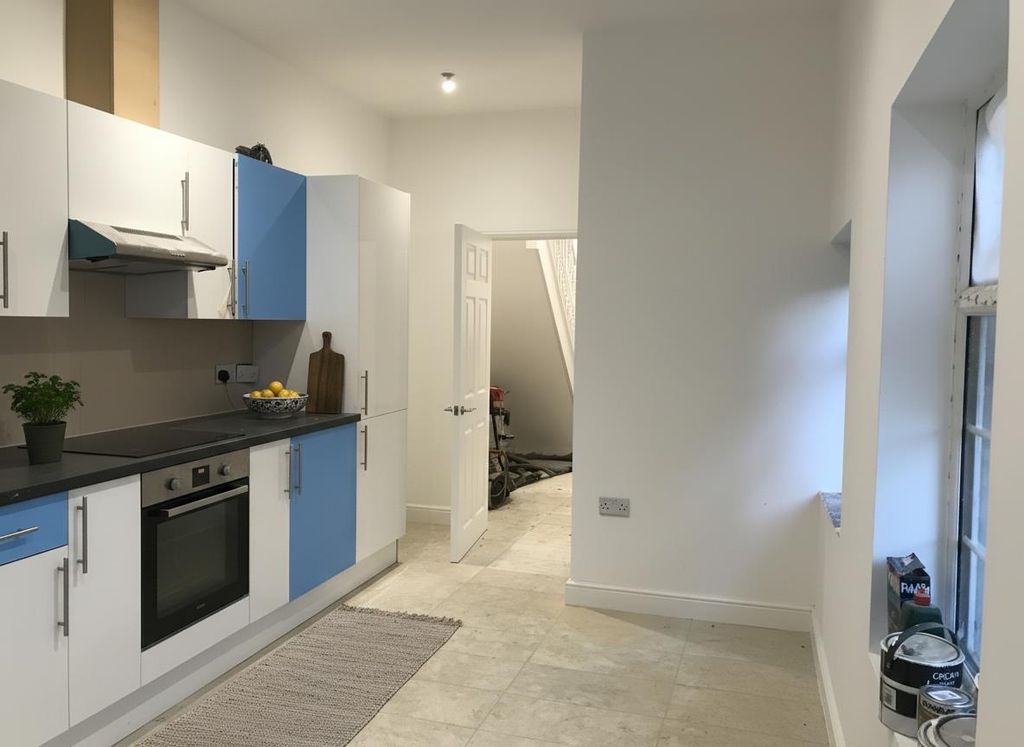 Property photo 2 of 3 43 Fairfield Kitchen.Png