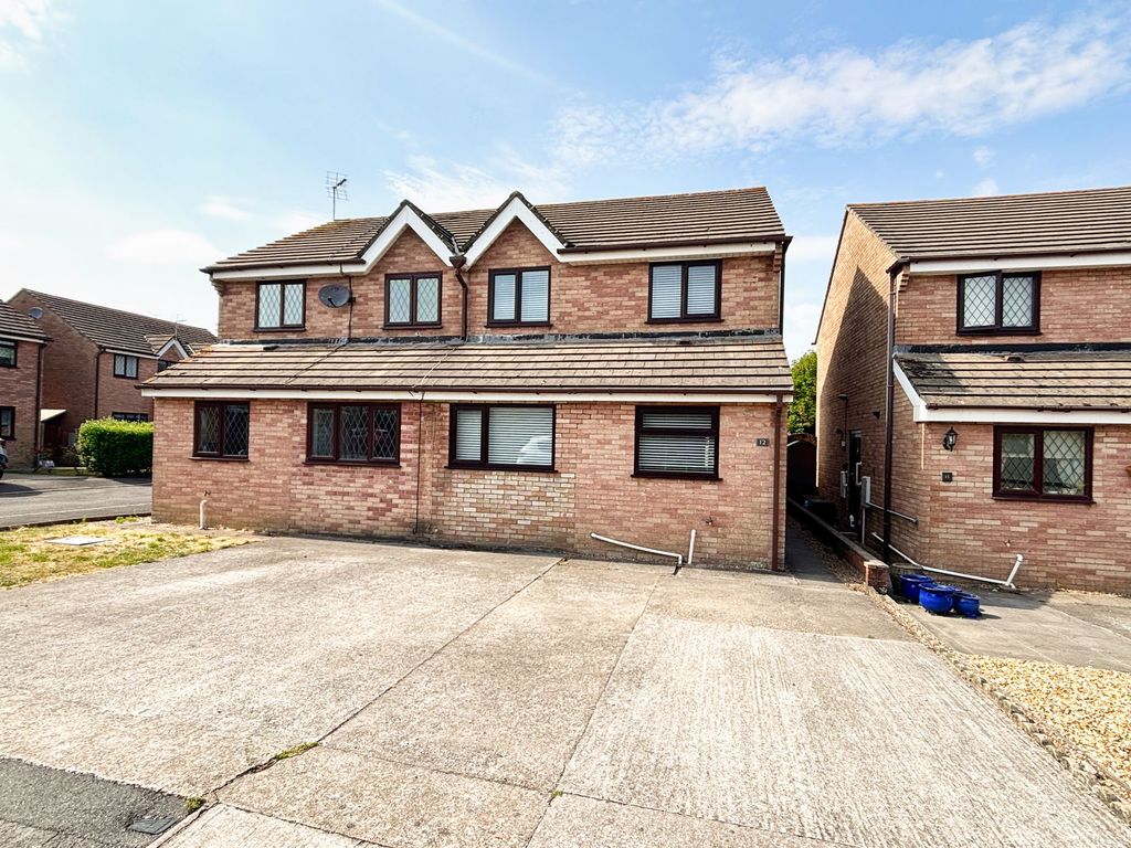 Property photo 1 of 26
