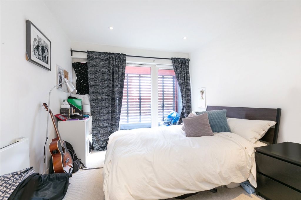 Property photo 3 of 9