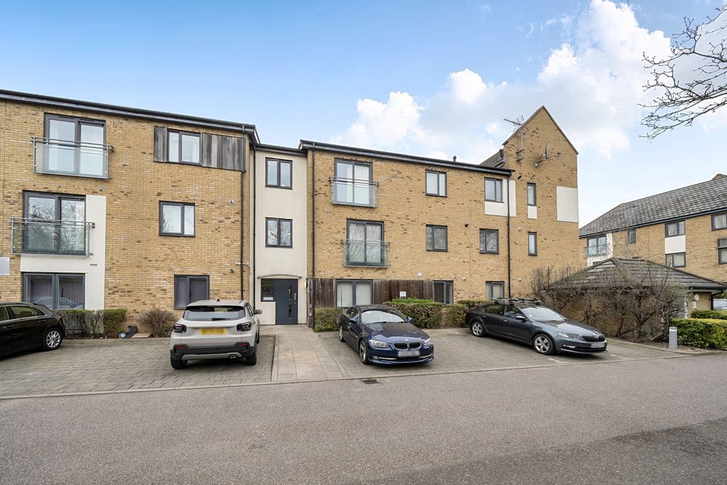 Property photo 1 of 23 External