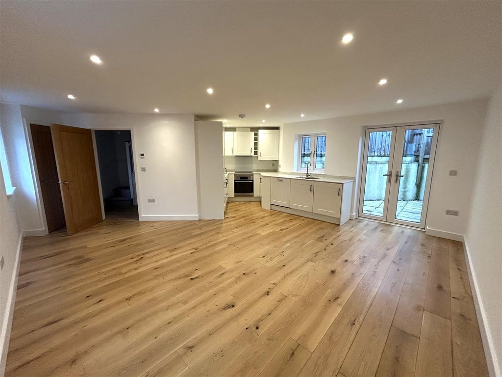 Property photo 2 of 9 Img_8239.Jpeg