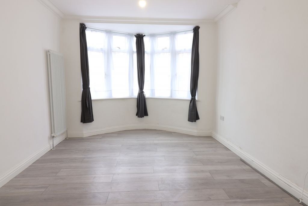 Property photo 3 of 15 Gallery